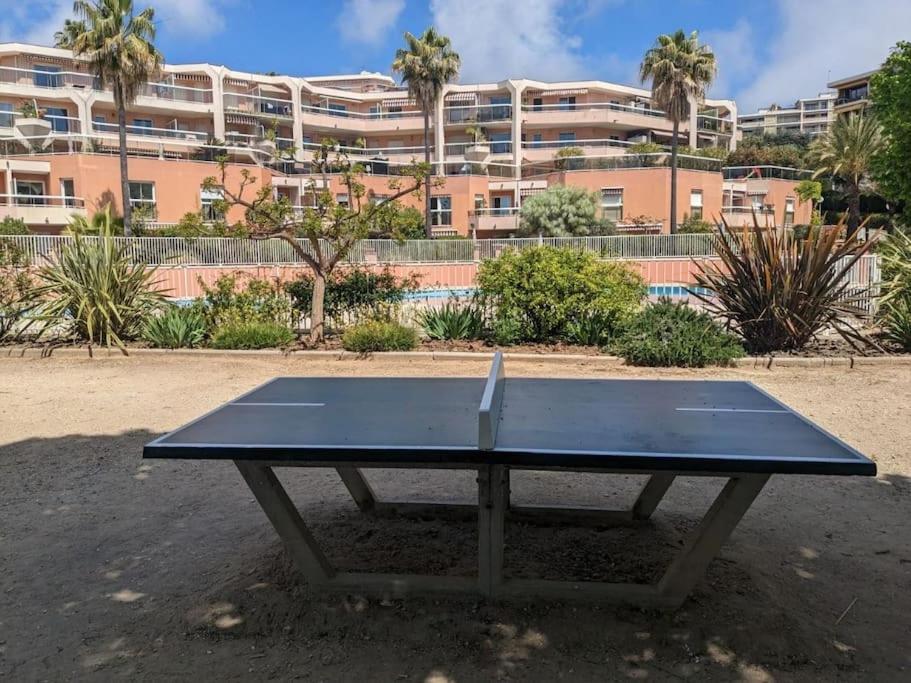 Appartement Vue Mer Sur Les Hauteurs De Nizza Kültér fotó