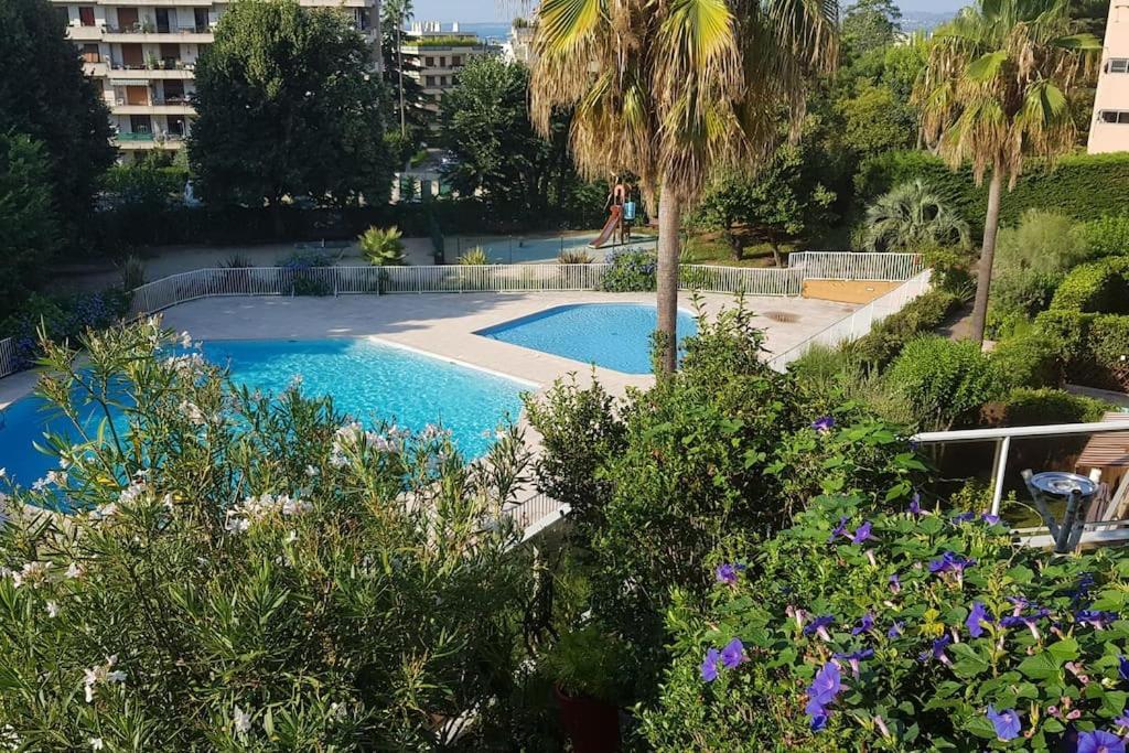 Appartement Vue Mer Sur Les Hauteurs De Nizza Kültér fotó